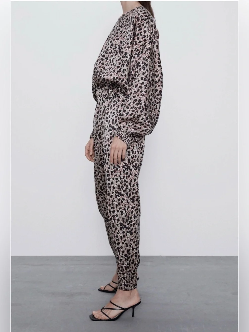 Zara studio sateen